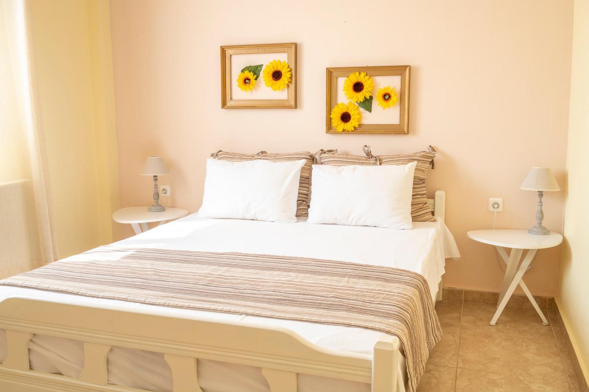 אספרובלטה Stamatia Suites מראה חיצוני תמונה